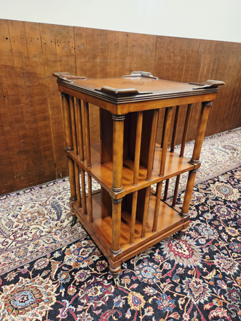 Antieke-klassieke-engelse-boekenmolen-draaibare-boekenkast-4