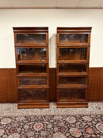 Klassiek-Engelse-Globe-Wernicke-Boekenkast-Nieuw