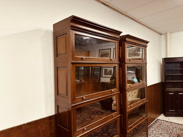 Klassiek-Engelse-Globe-Wernicke-Boekenkast-Nieuw