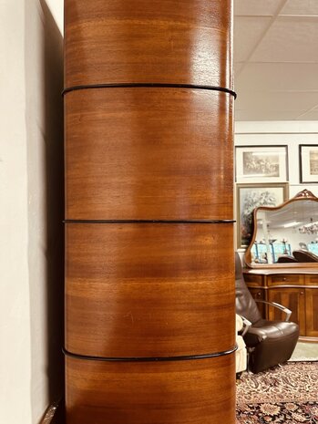 Klassieke-Art-Deco-Boekenkast