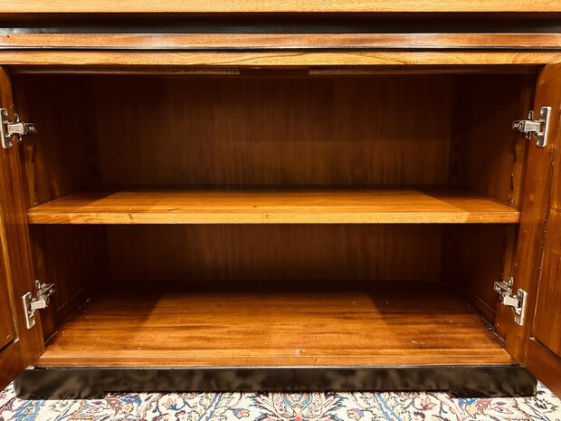 Klassieke-Art-Deco-Boekenkast