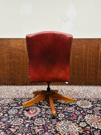 Klassiek-Engels-Chesterfield-Bureaustoel-President-Chair-Rood-Leder