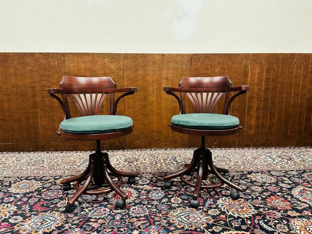 Klassiek-Engels-Antieke-Bureaustoel-Stoel-Thonet-Stijl