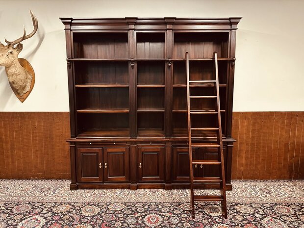 Klassiek-Engels-Antiek-Oud-Mahonie-Boekenkast-Bibliotheekkast-Kast-met-Ladder