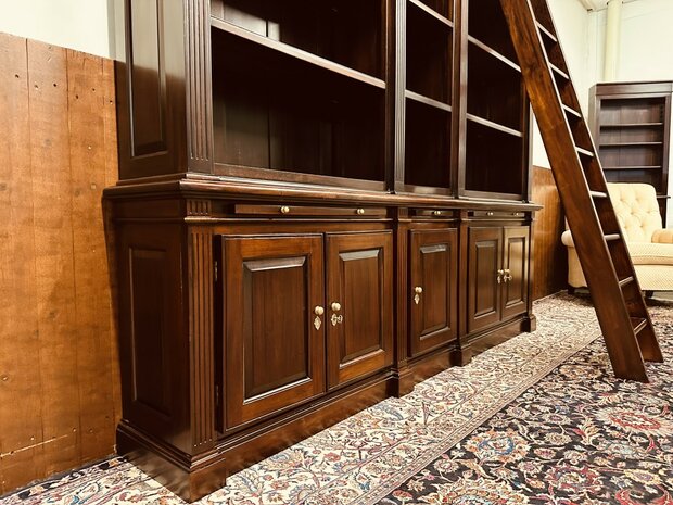 Klassiek-Engels-Antiek-Oud-Mahonie-Boekenkast-Bibliotheekkast-Kast-met-Ladder