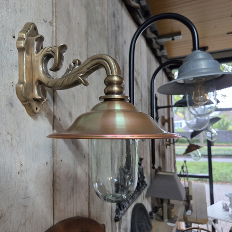 Klassieke-bronze-buitenlamp-wandlamp-koper-brons-1