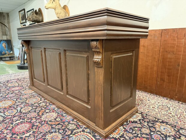 Klassiek-Engels-Antiek-Oud-Chesterfield-Mancave-Bar-Toog-Pubbar-met-Barkrukken