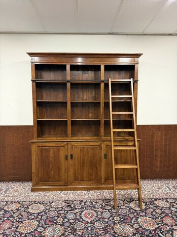 Klassiek-Engels-Antiek-Oud-Eikenhouten-Eichholtz-Boekenkast-Bibliotheekkast