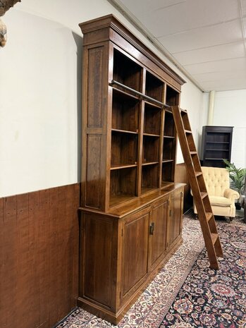 Klassiek-Engels-Antiek-Oud-Eikenhouten-Eichholtz-Boekenkast-Bibliotheekkast