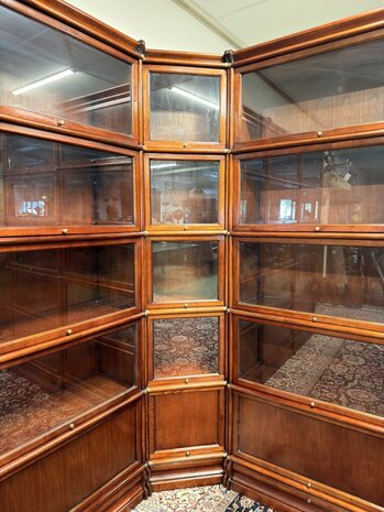 Klassiek-Oud-Engels-Antiek-Chesterfield-Originele-Globe-Wernicke-Modulaire-Boekenkast-Hoekkast-Bibliotheekkast-Vitrinekast