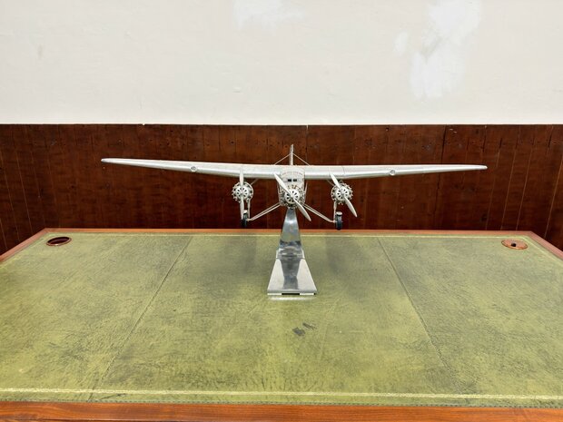 Authentic-Models-Ford-Trimotor-Model-Vliegtuig-miniatuur-Vliegtuig-Schaal-Vliegtuig-Handgemaakt