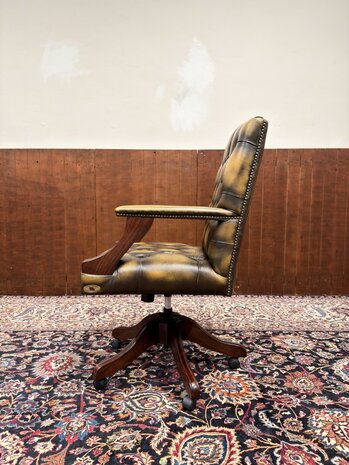 Klassiek-Engels-Oud-Antiek-Nieuw-Nieuwe-Chesterfield-Bureaustoel-President-Chair-Geel-Leder