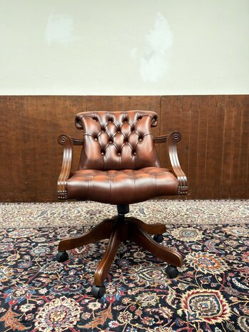 Klassiek-Engels-Antiek-Oud-Chesterfield-Nieuw-Nieuwe-Bureaustoel-President-Chair