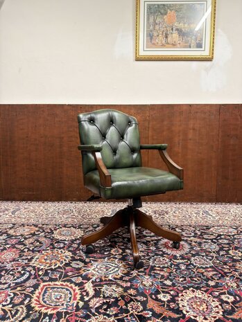 Klassiek-Oud-Antiek-Engels-Chesterfield-Bureaustoel-President-Chair-Groen-Leder