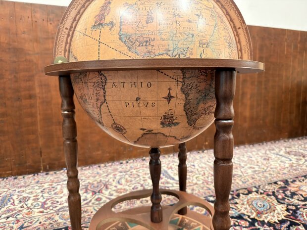 Klassiek-Oud-Antiek-Italiaans-Zoffoli-Bar-Drank-Globe-Barglobe-Weredbol-Vloermodel