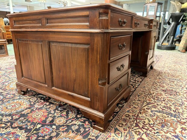 Engels-Klassiek-Antiek-Oud-Chesterfield-Bureau-Desk-Partnerdesk-Met-Groen-Olijf-Olijfgroen-Lederen-Inleg