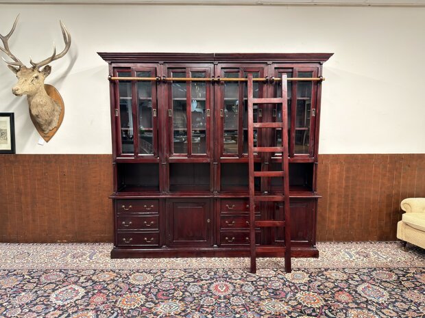 Klassiek-Oud-Antiek-Engels-Chesterfield-Mahoniehout-Mahonie-Boekenkast-Bibliotheekkast-met-Ladder