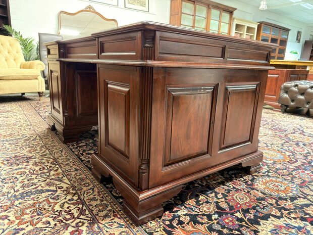 Antiek-Oud-Engels-Klassiek-Chesterfield-Bureau-Desk-Mahoniehout-met-Groen-Leder