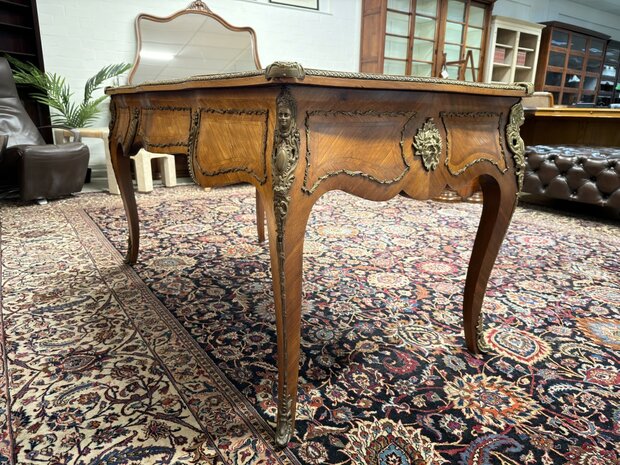 Klassiek-Antiek-Oud-Franse-Louis-XIV-Schrijftafel-Bureau-met-Bronzen-Ornamenten