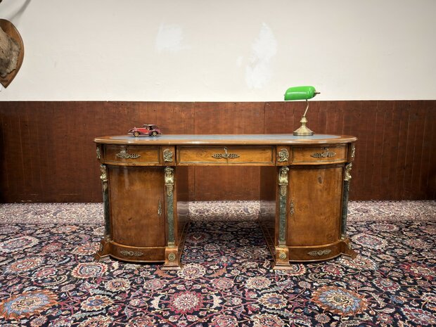 Antiek-Klassiek-Oud-Frans-Louis-Lodewijk-XIV-Bureau-Desk-met-Bronzen-ornamenten