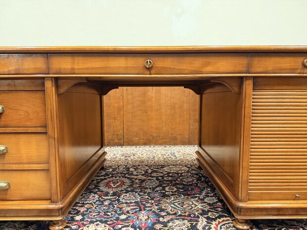 Klassiek-Antiek-Oud-Italiaans-Assi-D'Asolo-Chesterfield-Bureau-Desk-met-Zwart-Leer-Ingelegd