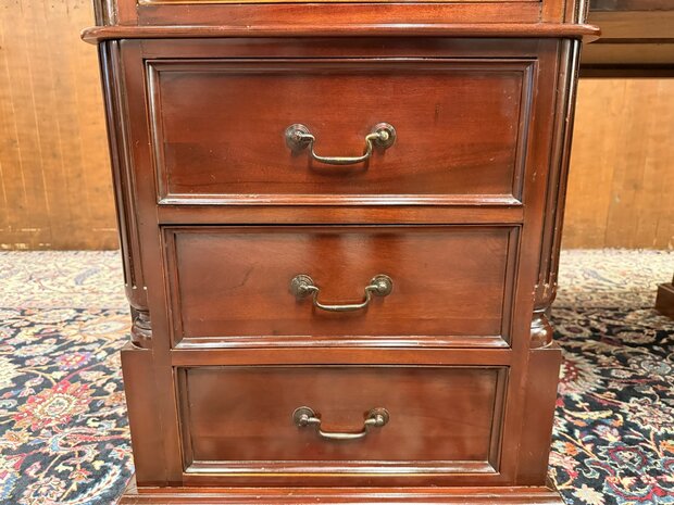 Klassiek-Engels-Oud-Antiek-Chesterfield-Mahoniehouten-Bureau-Desl-Partnerdesk-Met-Groen-Lederen-Ingeleged