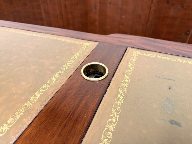 Klassiek-Engels-Chesterfield-Antiek-Oud-Bureau-Desk-Partnerdesk-Olijf-Groen-Inleg