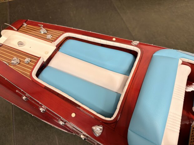 Schaalmodel-Modelboot-Riva-Aquarama-Met-Certificaat-13