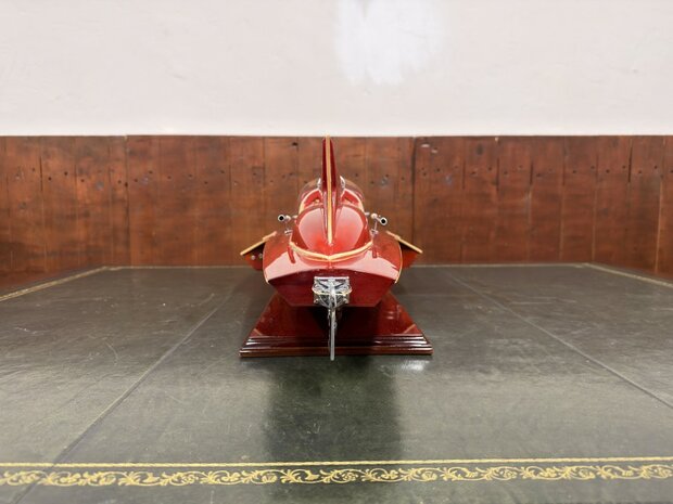 Schaalmodel-Modelboot-Ferarri-Hydroplane-Met-Certificaat-4