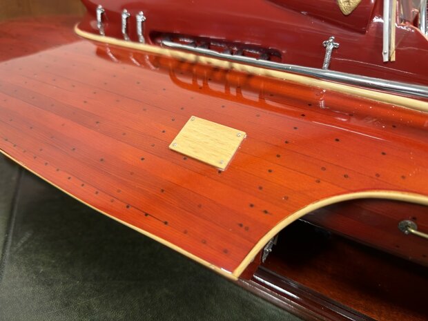 Schaalmodel-Modelboot-Ferarri-Hydroplane-Met-Certificaat-10