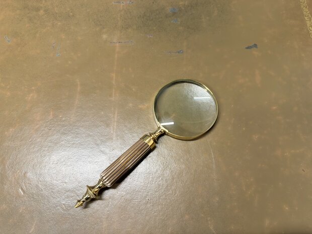 Antiek-klassiek-messing-vergroot-glas-loep