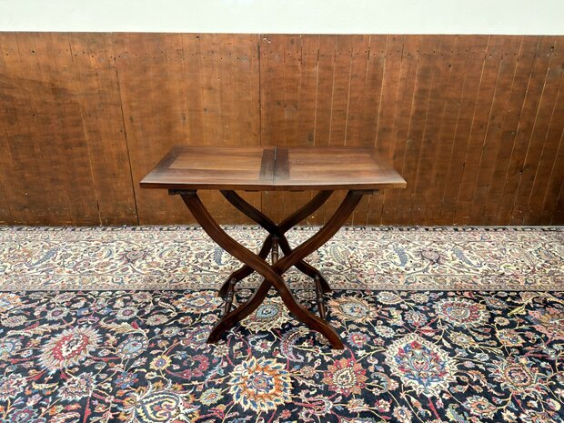 Klassiek-Italiaans-Antiek-Oud-Bijzettafeltje-Bijzettafel