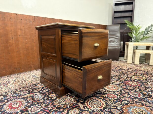 Klassiek-Engels-Antiek-Oud-Chesterfield-Archiefkast-Kantoorkast-Ladekast