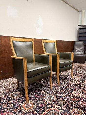 Klassiek-Antiek-Oud-Engels-Chesterfield-Bureau-Desk-met-Vergadertafel-en-Stoelen-merk-RAC