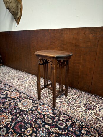 Klassieke-Antiek-Oude-Engelse-Mahoniehout-Sidetable-Bijzettafel-1