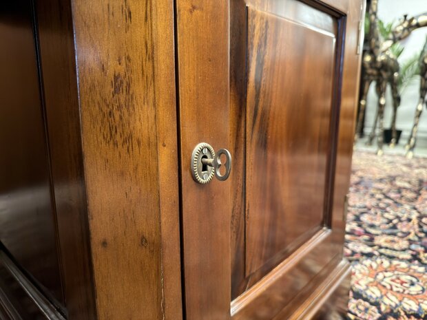Klassiek-Engels-Antiek-Oud-Chesterfield-Bureau-Desk-Partnerdesk-met-Groen-Leder