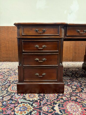 Klassiek-Engels-Antiek-Oud-Chesterfield-Mahoniehout-Bureau-Desk-Partnerdesk-Groen-Leder