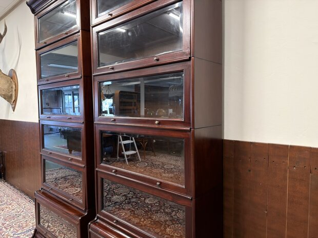 Klassiek-Oud-Antiek-Engels-Chesterfield-Mahonie-Globe-Wernicke-Boekenkast-Kast-Bibliotheekkast