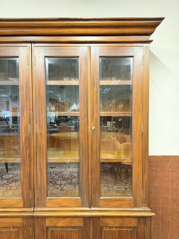 Klassiek-Engels-Antiek-Oud-Chesterfield-Mahonie-Buffetkast-Boekenkast-Kast