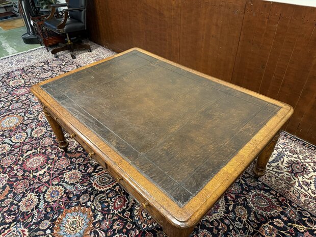 Antiek-Klassiek-Oud-Engels-Chesterfield-Schrijftafel-Bureau-Partnerdesk