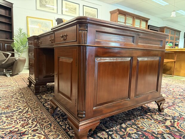 Klassiek-Oud-Antiek-Engels-Chesterfield-Vintage-Bureau-Bureel-Desk-Partnerdesk-Mahonie-Groen-Leder-7