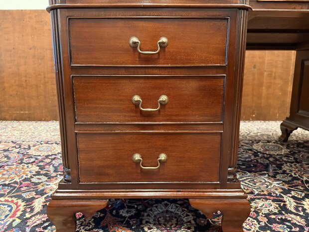 Klassiek-Oud-Antiek-Engels-Chesterfield-Vintage-Bureau-Bureel-Desk-Partnerdesk-Mahonie-Groen-Leder-11