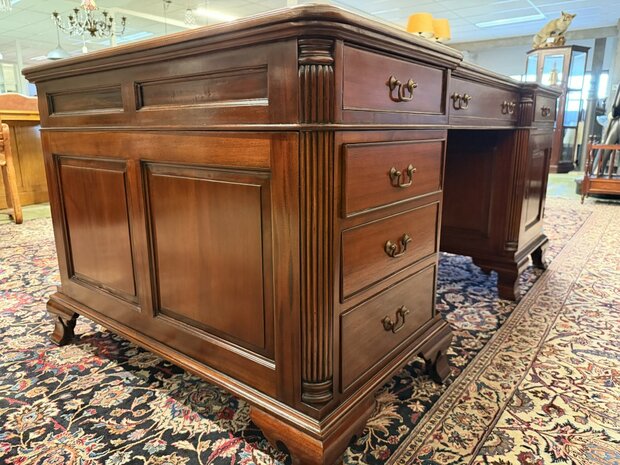 Klassiek-Oud-Antiek-Engels-Chesterfield-Bureau-Bureel-Desk-Partnerdesk-Mahonie-Groen-Leder-7