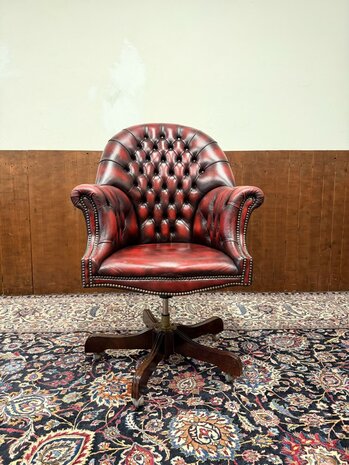 Klassiek-Engels-Oud-Antiek-Chesterfield-Vintage-Springvale-Bureaustoel-Director-Chair-Oxblood-Leder
