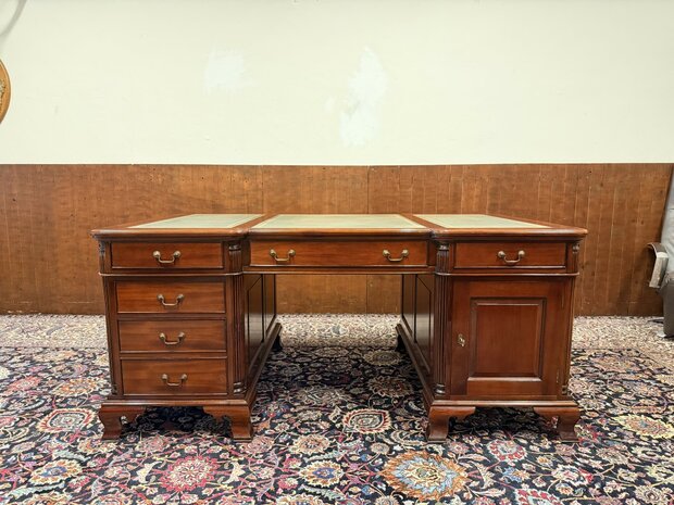 Klassiek-Engels-Oud-Antiek-Chesterfield-Vintage-Bureau-Partnerdesk-Desk-met-Groen-Leder-Ingelegd