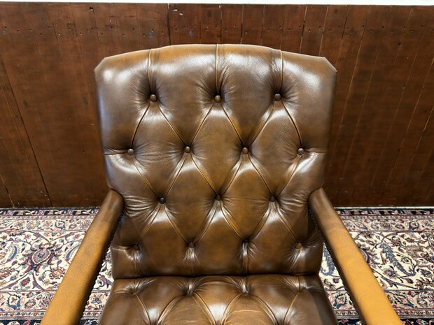 Klassiek-Engels-Antiek-Oud-Chesterfield-Vintage-Bureaustoel-President-Chair-Bruin-Leder