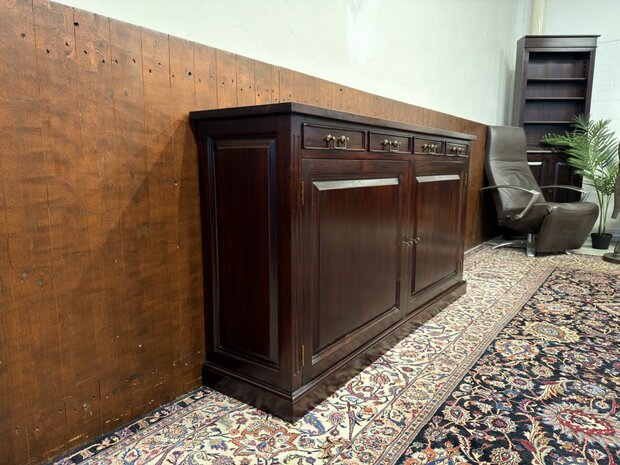 Klassiek-Oud-Antiek-Engels-Antiek-Vintage-Chesterfield-Kantoorkast-Dressoir