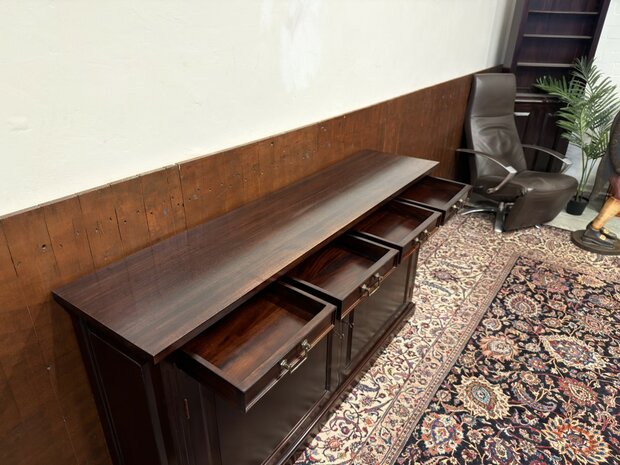 Klassiek-Oud-Antiek-Engels-Antiek-Vintage-Chesterfield-Kantoorkast-Dressoir