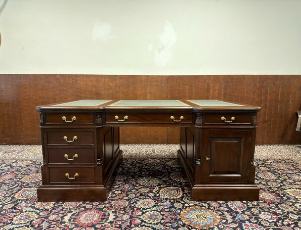 Klassiek-Oud-Antiek-Engels-Antiek-Vintage-Chesterfield-Bureau-Desk-Partnerdesk-Groen-Leder