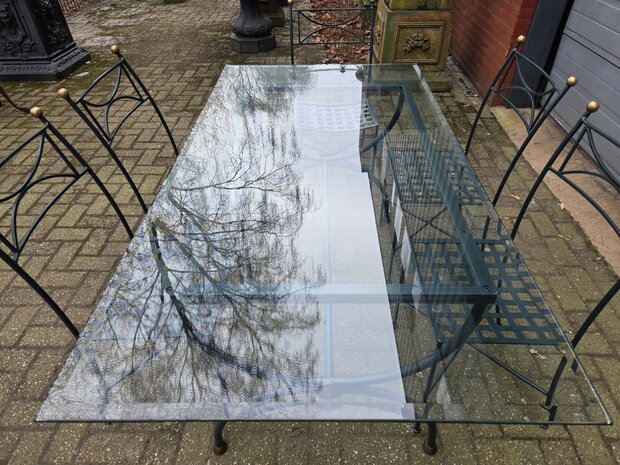 Smeedijzeren-tuinset-bistroset-tuintafel-met-stoelen-Buintentafel